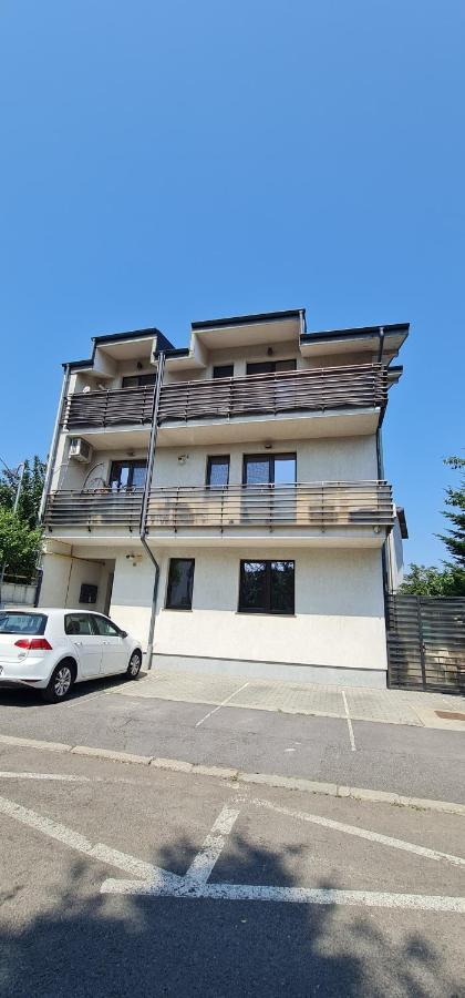 Exclusive Living Apartment Bucarest Extérieur photo
